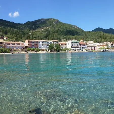 加里尼海公寓 * 贝尼蔡斯